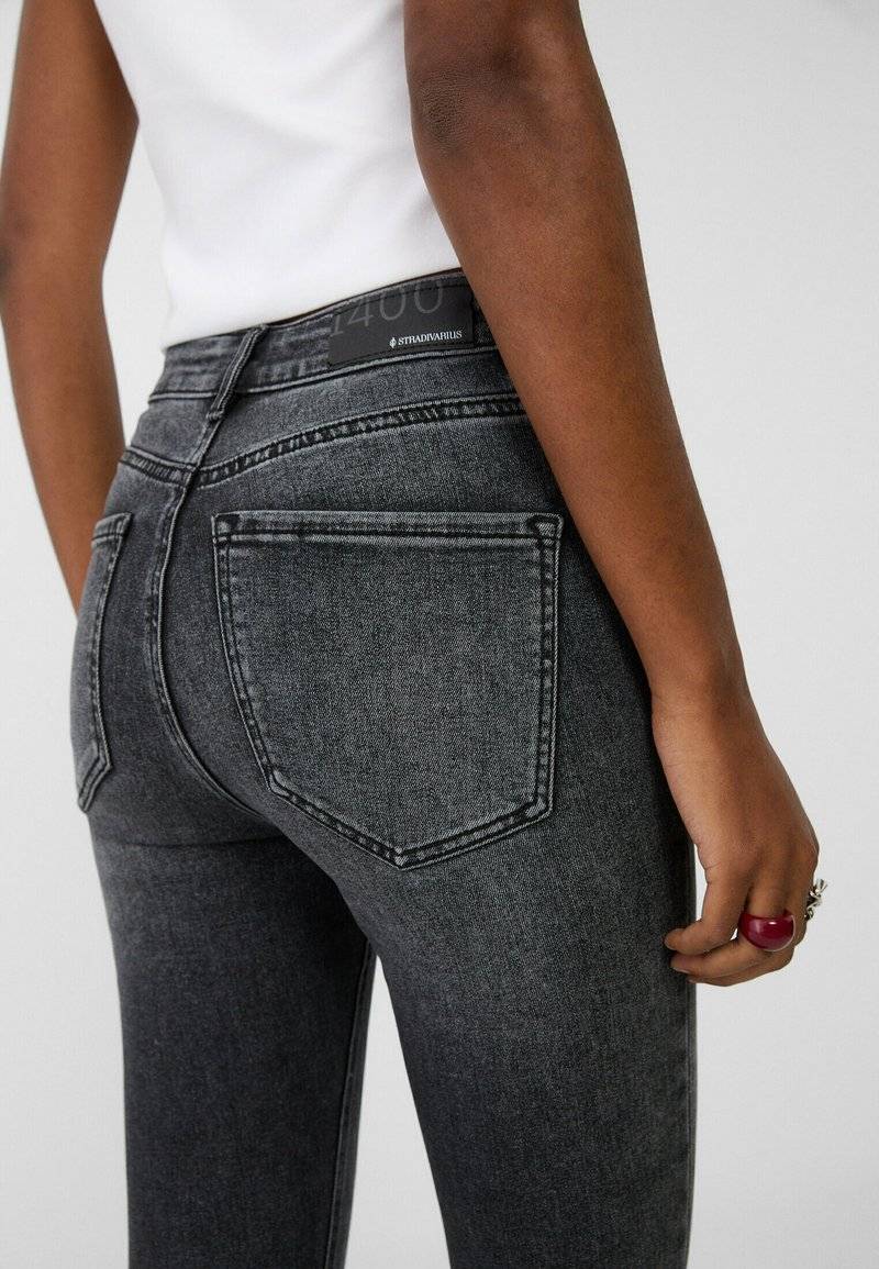 Stradivarius Stradivarius Jeans Skinny Fit - black denim Letzte 2 Tage