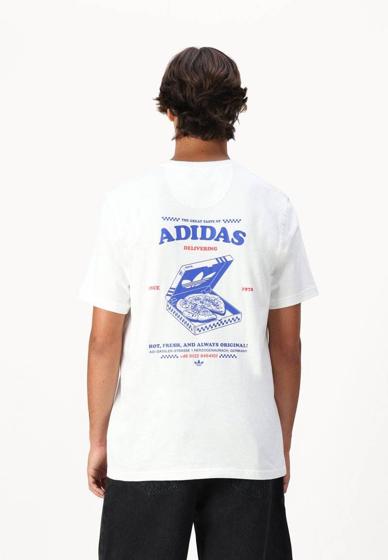 adidas Originals adidas Originals STREET APETIT UNISEX - Print T-shirt - white Letzter Tag