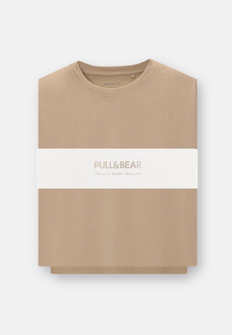 PULL&BEAR PULL&BEAR SET BERMUDA SHORTS AND T-SHIRT - Tracksuit bottoms - sand Kostenloser Versand international