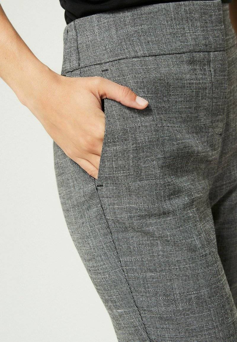 Next Next SHAPEWEAR PETITE - Trousers - grey Black Friday Preise