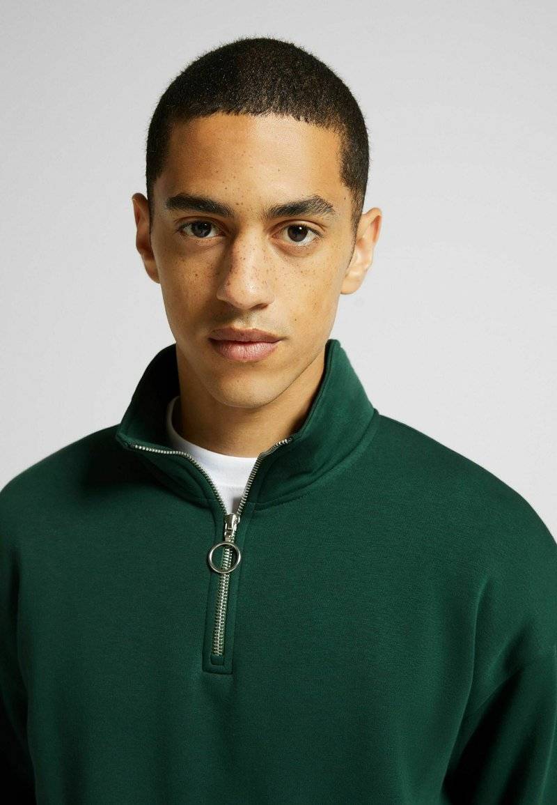 Bershka Bershka HIGH NECK - Sweatshirt - dark green Online