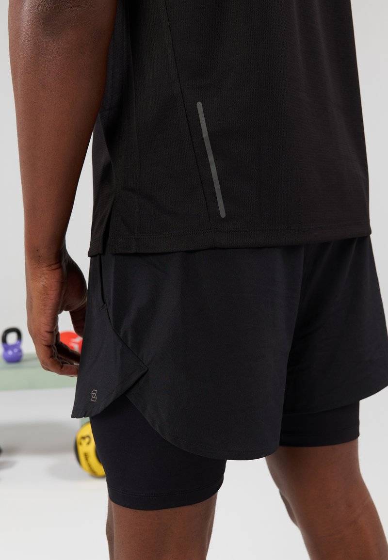 Pier One Sport Pier One Sport Basic T-shirt - black Fabrikladen