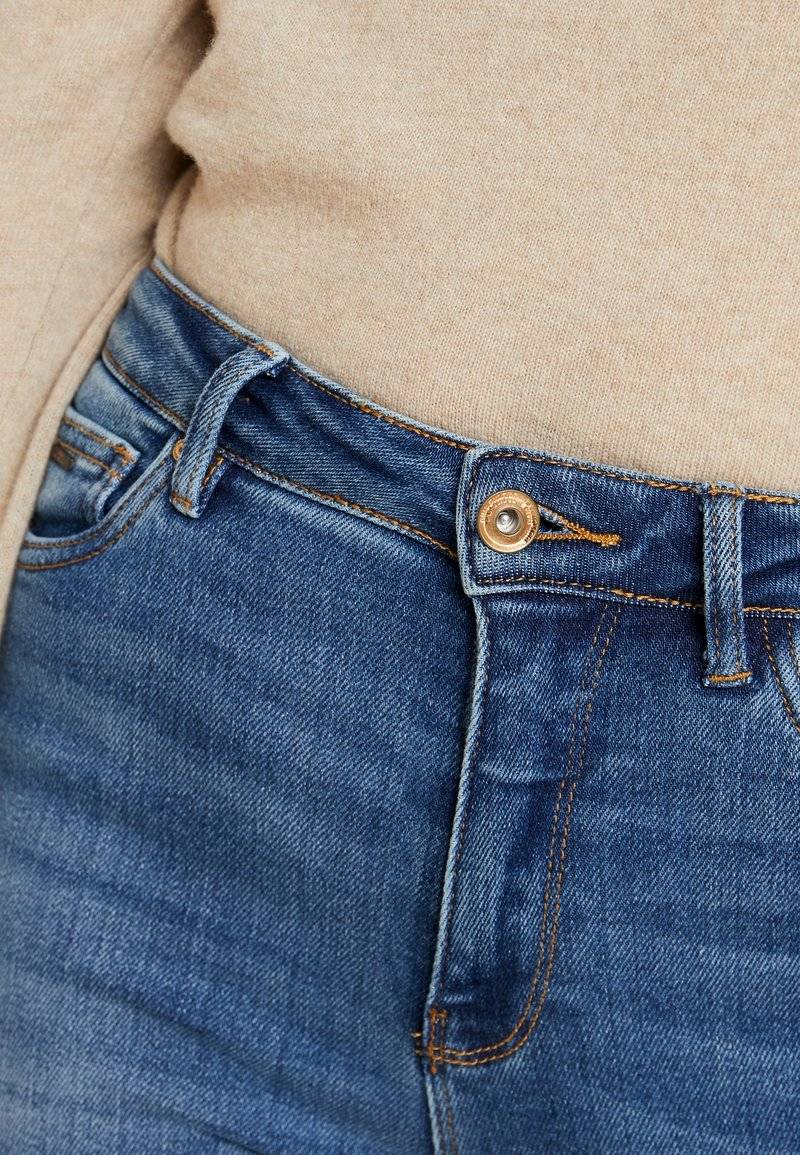 ONLY ONLY ONLMILA - Jeans Skinny Fit - medium blue denim Online Shopping
