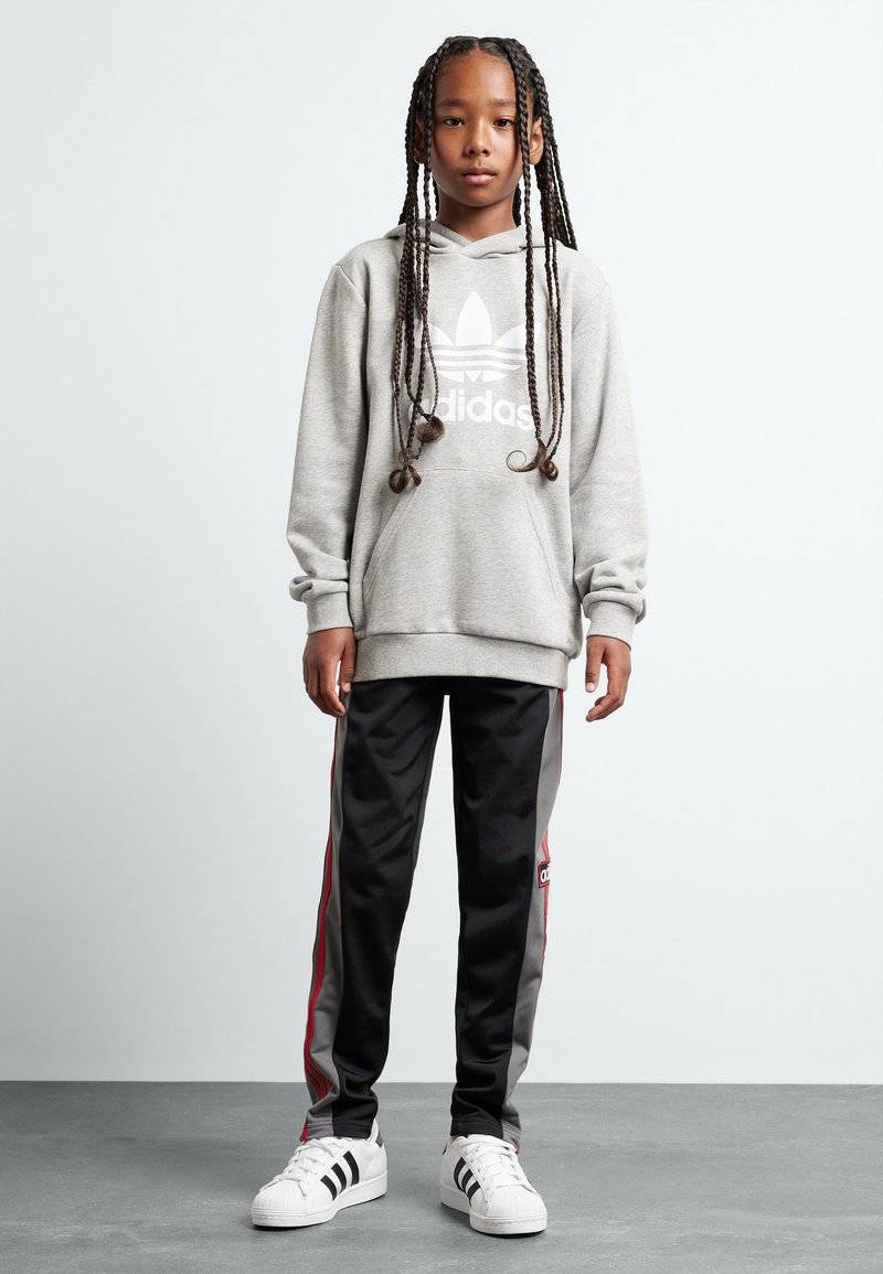 adidas Originals adidas Originals TREFOIL KIDS - Hoodie - medium grey heather Cyber Monday
