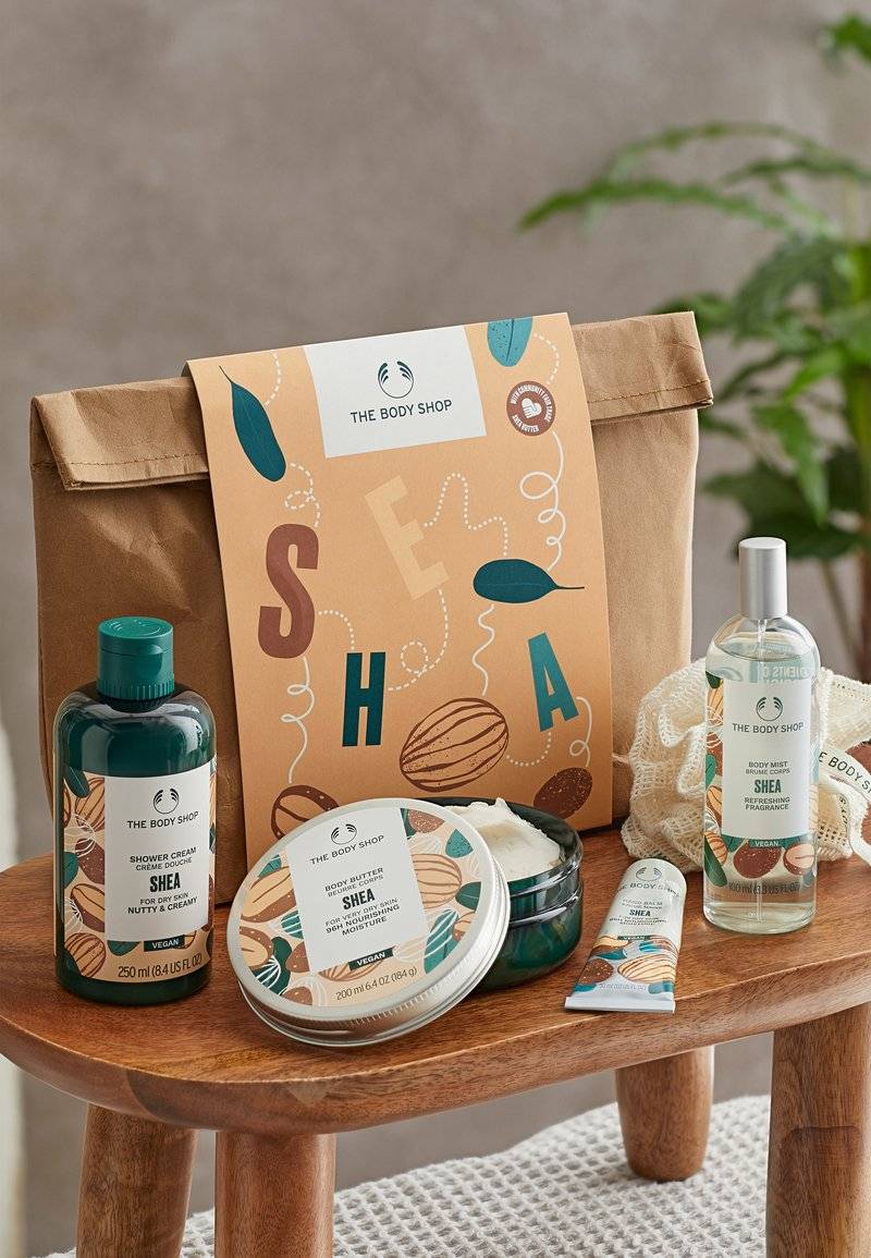 The Body Shop The Body Shop G4 MEDIUM SHEA AR24 A0X - Skincare set Bestseller