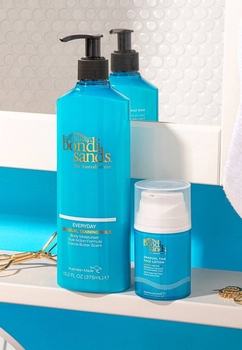 Bondi Sands Bondi Sands BONDI SANDS EVERYDAY GRADUAL TANNING MILK - Self tan - white Verkauf