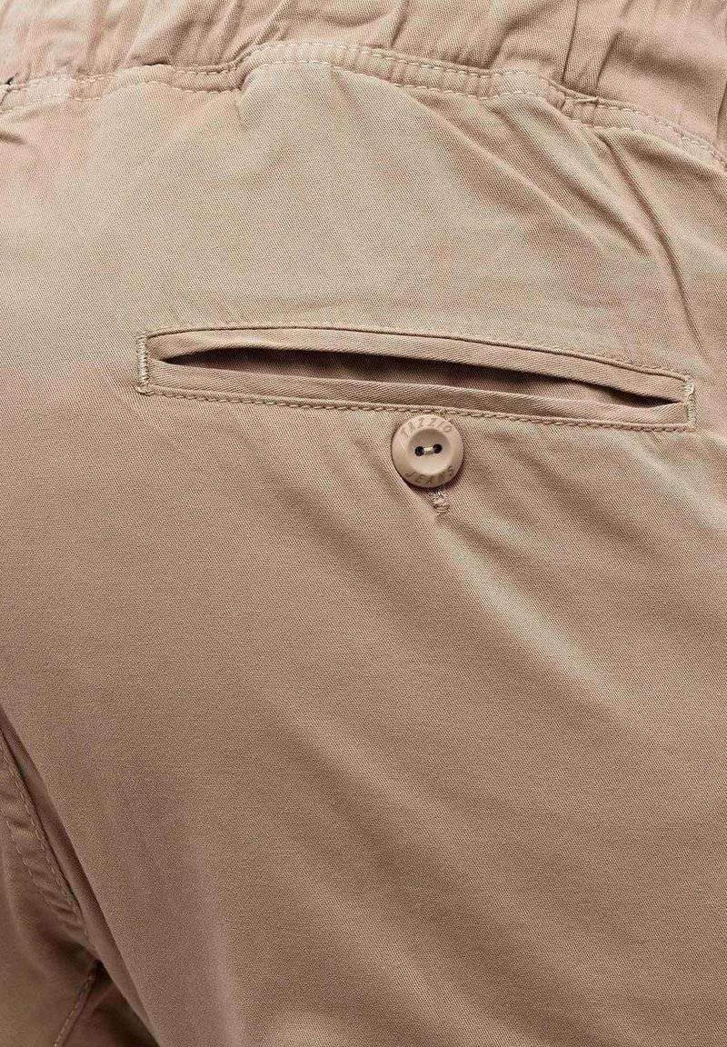 Tazzio Tazzio Cargo trousers - beige Blitzverkäufe