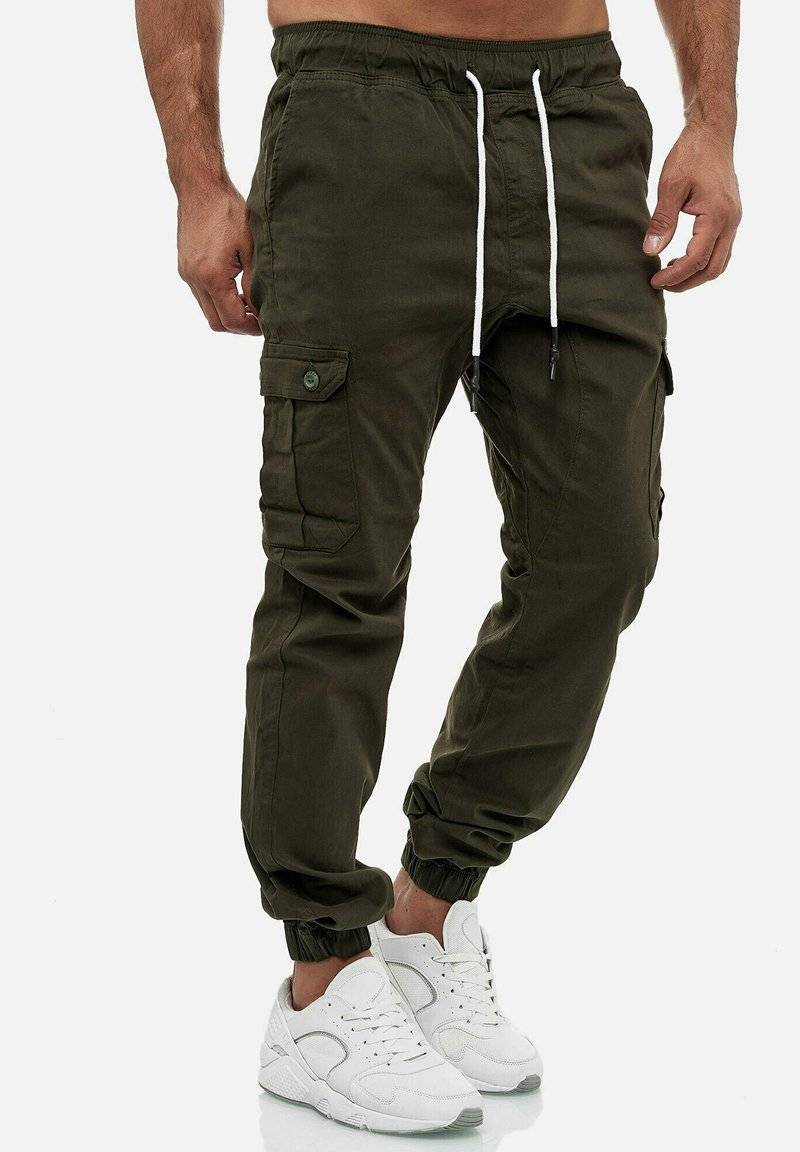 Tazzio Tazzio Cargo trousers - khaki Begrenztes Angebot