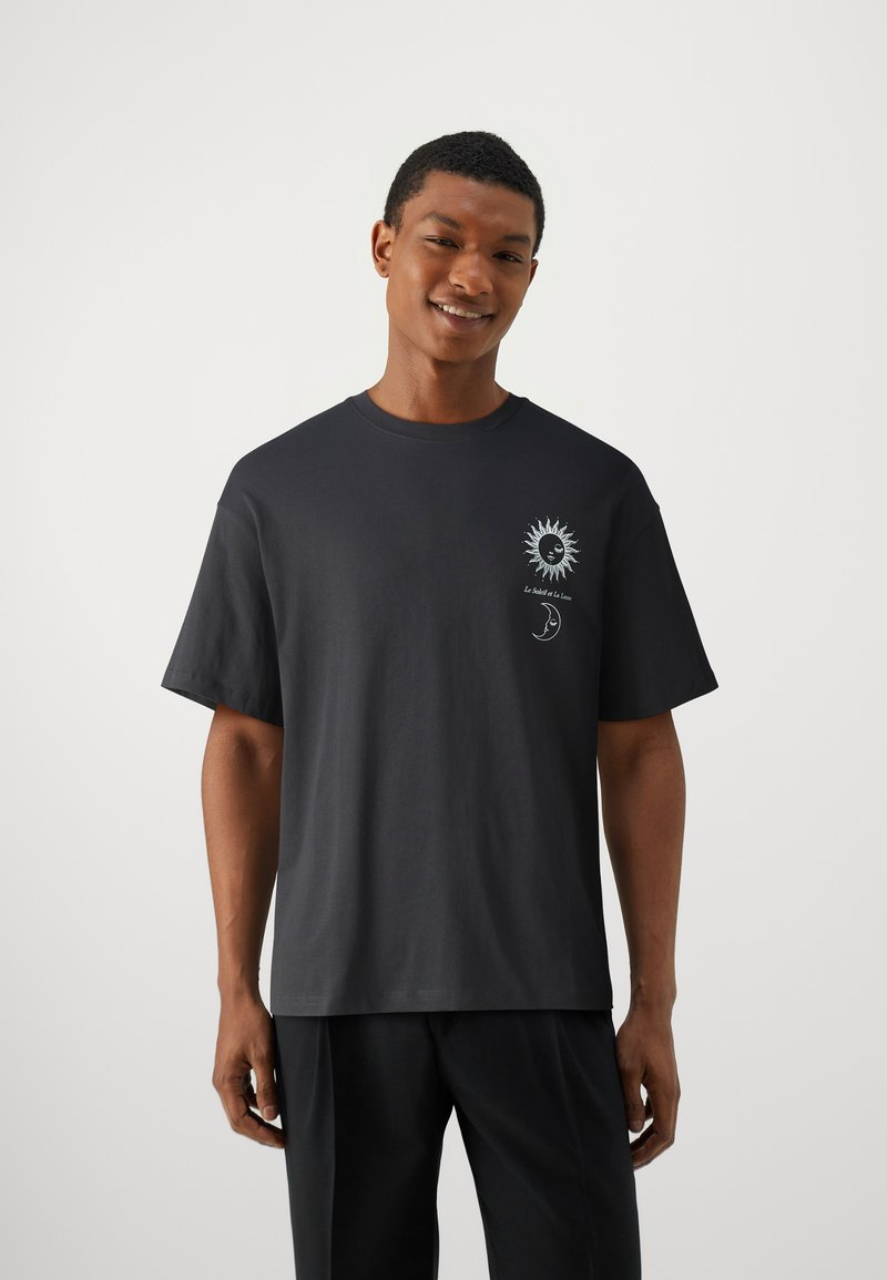 Jack & Jones Jack & Jones JORSOLEIL TEE CREW NECK UNISEX - Print T-shirt - black Black Friday