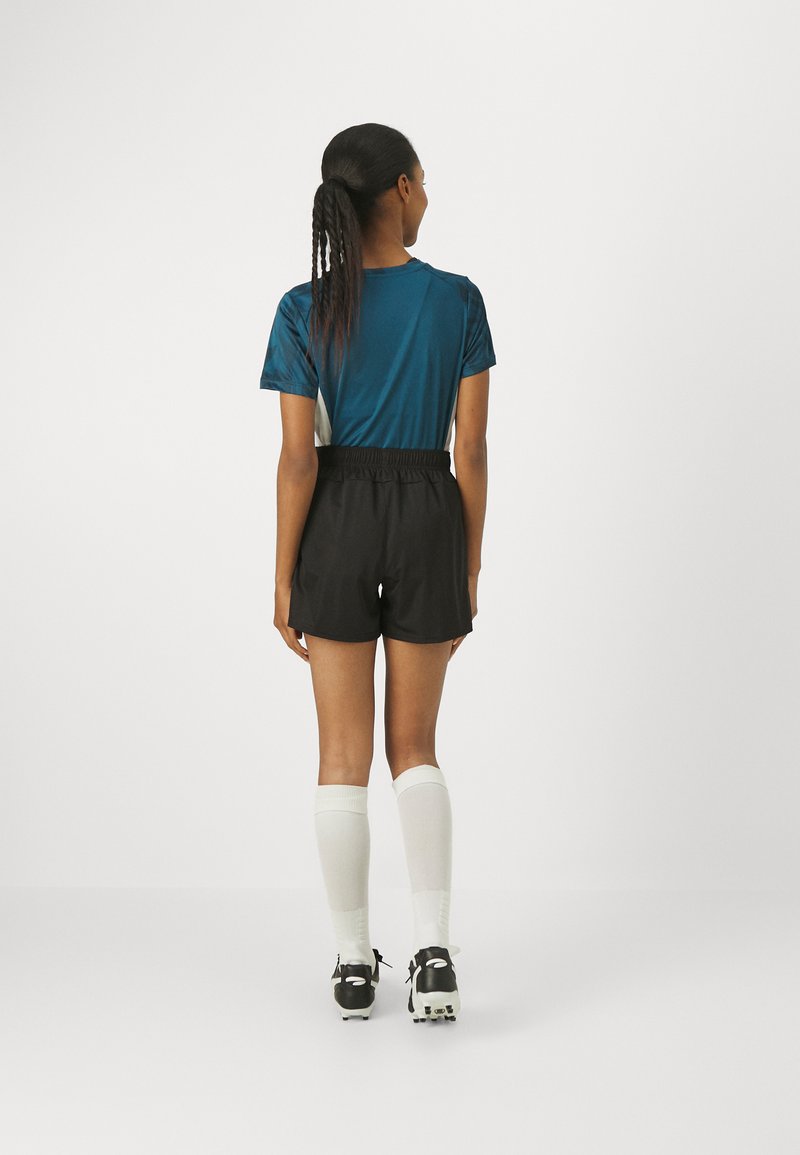 Puma Puma TEAMGOAL SHORTS - Sports shorts - black Exklusive Angebote